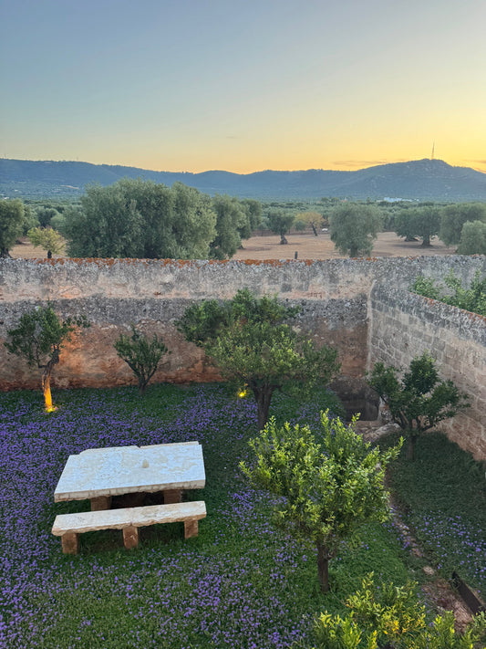 Planning a Group Escape? How Can an Exclusive Italian Retreat Venue Help?